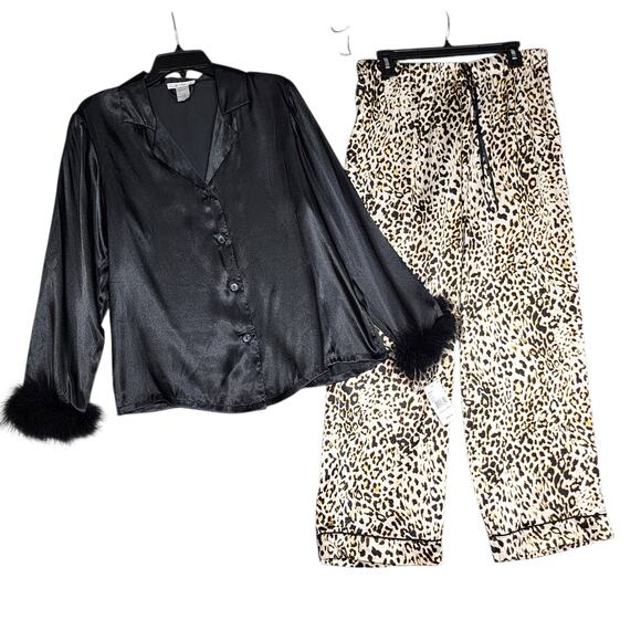 Satin Pajama Set Black with Animal Print Feather Detail Long Sleeve Beautiful - Picture 1 of 8